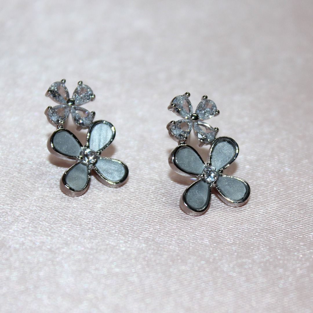 Silver floral crystal Earrings
