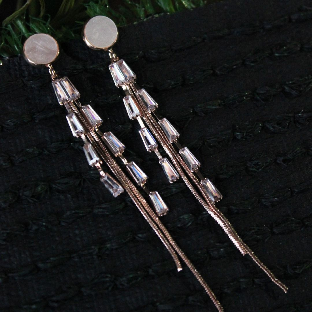 Long dangle earrings with crystal chain