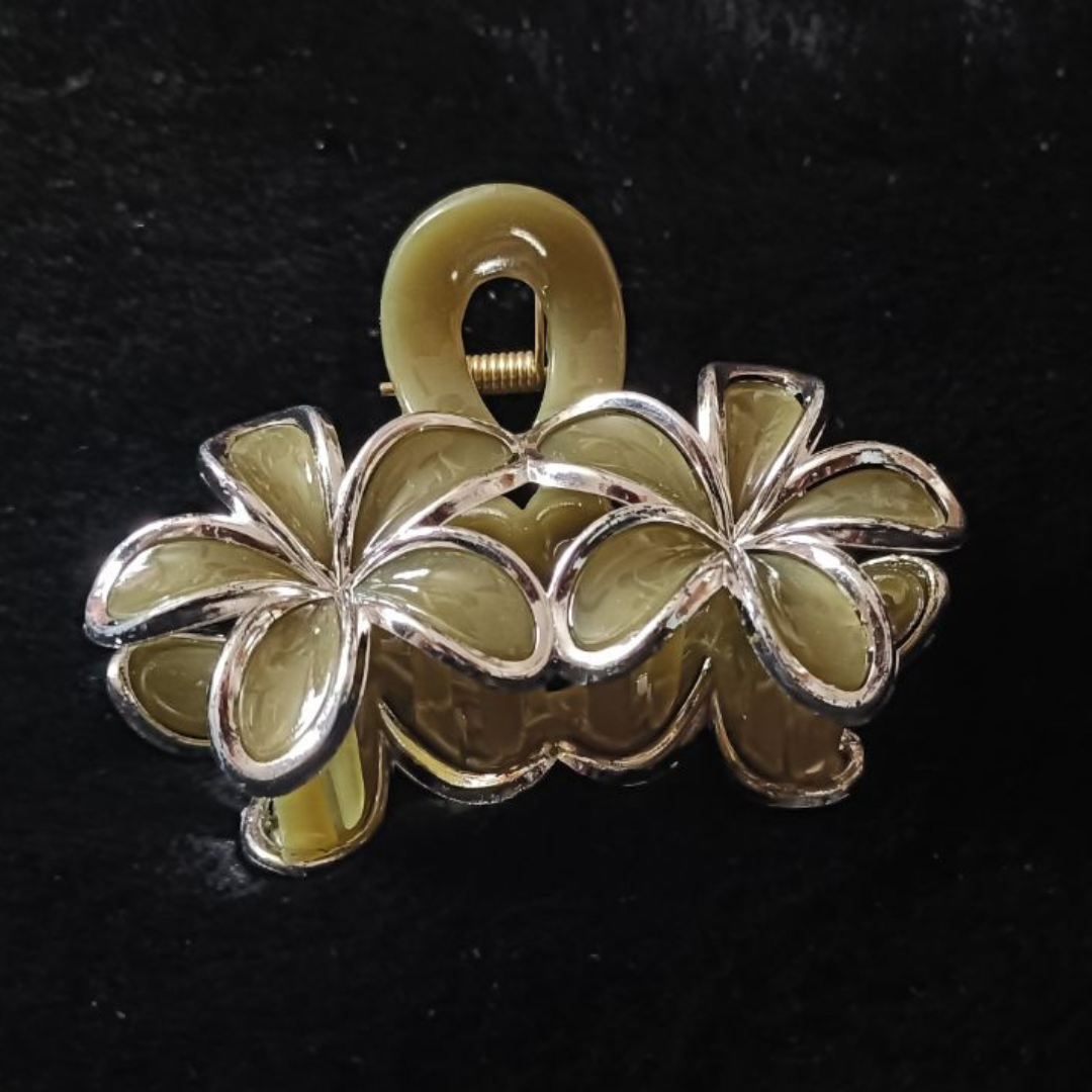 Glossy finish Hair clips