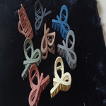 Matte loop hair claw clip
